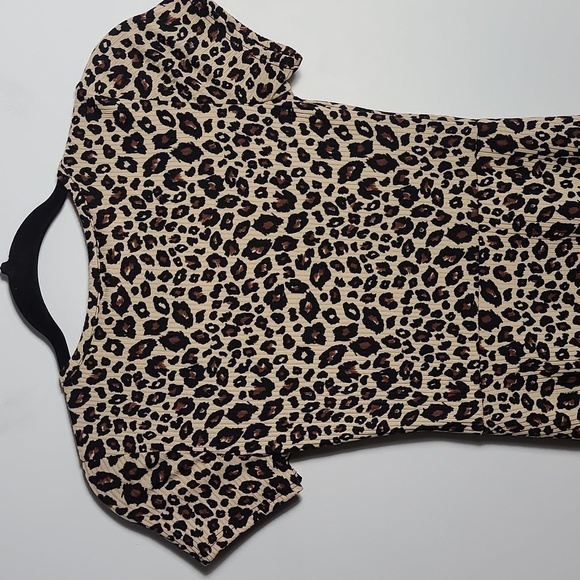 Jessica Simpson Leopard Midi Short Sleeve Dress Size Small NWT - Picture 12 of 12